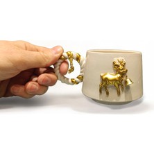 Bonita Bon Luxe 3D Kabartmalı 2026 Yeniyıl Charm Hediyeli Yaldızlı Geyik El Yapımı Seramik Kupa Bardak