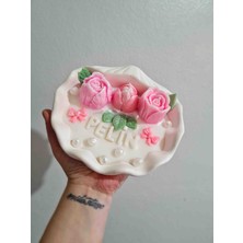 Dust Candle Studio Sevgililer Günü’ne Özel – Isme Özel Gül Bahçesi Doğal Dekoratif Mum