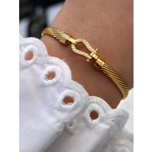 Ferro Sarı Çelik Kelepçe Kordon Kristal Taşlı Kadın Bileklik FRJW100205-B 2 Yıl Garantili Hediye Paketli