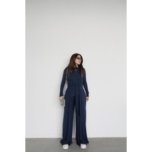 Özge Özgenç Kayık Yaka Önden Bağlamalı Bluz Eşofman Takım