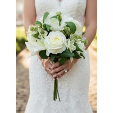 Nettenevime Yapay Çiçek Gelin Çiçeği Buketi Beyaz Gül Lilyum ve Aradal Çiçekleri 40*25CM