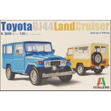 Italeri 3630S 1/24 Ölçek, Toyota Land Cruiser Bj-44 Soft Top / Hard Top Jeep, Plastik Model Kiti