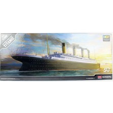 Academy 14215 1/400 Ölçek, The White Star Liner Titanic Yolcu Gemisi, Plastik Model Kiti