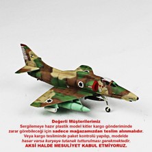 QD019 1/72 Ölçek, A-4e Skyhawk Sergilemeye Hazır Plastik Uçak Maketi