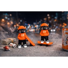 Zeniz Objects Kaykaycı Kediler | Masaüstü Figür & Anahtarlık | Mini Koleksiyon Objesi