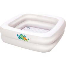 Bestway Bebekler Için Beyaz Kare Havuz, Eğlence ve Serinlik Sunar