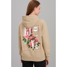 LAYORA Love Sloganlı Çiçek Baskılı Kapüşonlu Sweatshirt – Unisex Günlük Moda