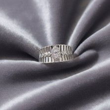 Xuping Kadın Xupıng Izgara Taşlı Yüzük