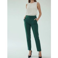 Lavinsis Yüksek Bel Dar Paça Likralı Krep Kumaş Üç Çıtçıt Detaylı Pantolon