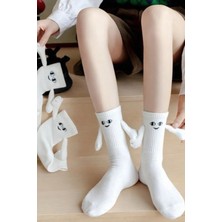 UZN Socks 🧲 Mıknatıslı Ele Ele Tutuşan Figürlü Çorap – 2 Çift