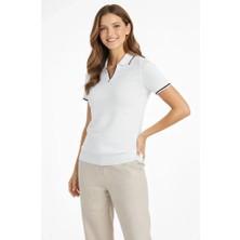 Giyimodam Triko Kumaş Yakalı Düğmesiz Açık Yaka Fitilli Kısa Kollu Regular Fit Tişört T-Shirt - Beyaz