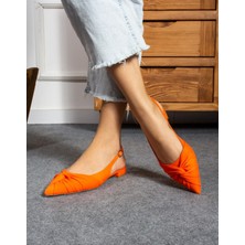 Emienza Kontes Tekstil Malzeme Dekolte Detaylı Bayan Babet