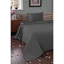 Cottonest Saç Örgü Desenli Tek Kişilik Yatak Örtüsü Seti – Düğmeli Yastık Kılıflı – 165X230 cm