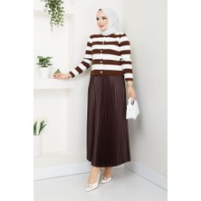 RFK Butik Kadın Düğme Detaylı Çizgili Tesettür Triko Hırka Etekli Takım - Kahverengi