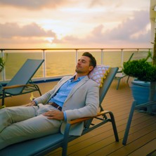 🌍 Sevsenka’dan Zirveye Giden Yolun Konforu: Onun Hayatının "business Class" Dokunuşu