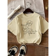 Caddekombin Kadın Çiçek Grafik Baskılı Bisiklet Yaka Bej T-Shirt