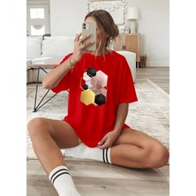 Caddekombin Kadın Modern Bal Peteği Desenli Kırmızı T-Shirt