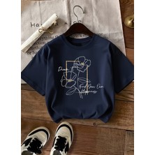 Caddekombin Kadın Çiçek Grafik Baskılı Bisiklet Yaka Lacivert T-Shirt