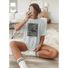 Caddekombin Kadın Botanik Illüstrasyonlu Grafik Baskılı  Gri T-Shirt