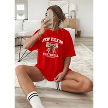 Caddekombin Kadın New York Grafik Baskılı Kırmızı T-Shirt