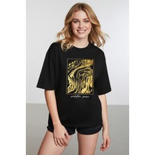 Caddekombin Kadın Gold Figur Baskılı Yuvarlak Yaka Siyah T-Shirt