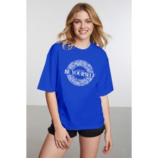 Caddekombin Kadın Be Yourself Baskılı Yuvarlak Yaka Saks Mavi T-Shirt