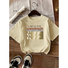 Caddekombin Kadın Gold Payet Işlemeli Bisiklet Yaka Bej T-Shirt