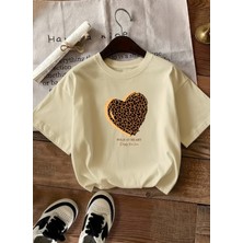 Caddekombin Kadın Wıld At  Baskılı Bisiklet Yaka Bej T-Shirt