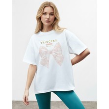 Caddekombin Kadın Gold Yazılı Prenses Fiyonk Baskılı Beyaz T-Shirt