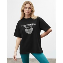 Caddekombin Kadın Kristal Işıltılı Kalp Figürlü Siyah T-Shirt