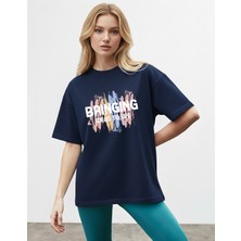 Caddekombin Kadın Modern Sanat Baskılı Bisiklet Yaka Lacivert T-Shirt