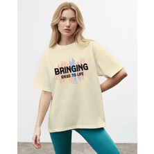 Caddekombin Kadın Modern Sanat Baskılı Bisiklet Yaka Bej T-Shirt