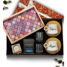 As Gift Bambu Tabaklı Beyaz Fincan & Sunum Tepsi & Kahve & Dekoratif Mum &  Cam Su Bardağı Hediye Seti