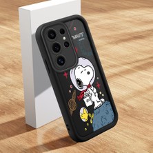 Ucuc Samsung Galaxy S25 Ultra Uyumlu Siyah Silikon Kılıf Snoopy Desenli Darbeye Dayanıklı Lens Koruma