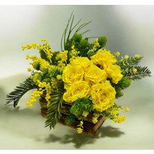 Sedosh Home Vision Ahşap Kasada Sarı Gül Aranjmanı (40CMX18CM)