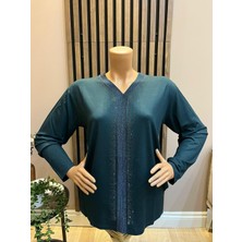 Akmavi Kadın Orta Yaş ve Üzeri Triko Şeritli Taşlı Anne Penye Bluz