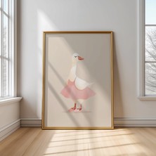 Ninastore Ördek Temalı Çocuk Odası Baskısı: Pembe Elbiseli Iskandinav Çocuk Odası Dekorasyonu (Dijital Indirme