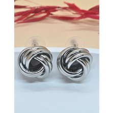 Silver Renk Halka Detaylı Top Küpe