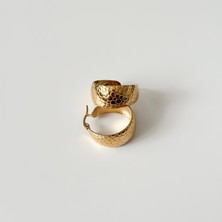 Vesce Atelier Kabartma Dokulu Geniş Halka Küpe