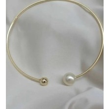 Septemmart Gold Renk Inci ve Dorika Detaylı Açık Choker Boyunluk Kolye