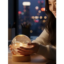 PremiumPort Ahşap Altlıklı USB LED Kristal Cam Küre Gece Lambası, Dekoratif ve Hediye