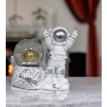 PremiumPort Işıklı Polyester Astronot Cam Küre Dekoratif Biblo, Şık ve Modern Tasarım