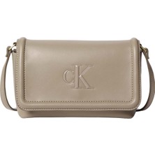 Calvin Klein Vizon Kadın Çapraz Çanta LV04F1027GVFU