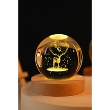 PremiumPort Ahşap Geyik Figürlü Kristal Küre, LED Işıklı Romantik Dekor