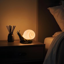 PremiumPort Şık ve Fonksiyonel Masa ve Gece Lambası, Evinizin Atmosferini Güzelleştirir