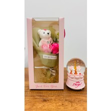 Ekonomik Sepeti Sevgililler Için Ayıcık Buket-Eyfel Kulesi Ayılı Işıklı Müzikli Kar Küresi