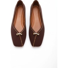 Floransa Kahverengi Süet Küt Burunlu Aksesuarlı