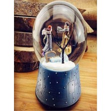 PremiumPort Büyük Boy Kış Masalı Temalı Pilli Kar Küresi, Büyüleyici Dekorasyon!