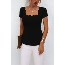 Eccey Butik Kadın Kısa Kollu Kare Lazer Yakalı Janjan Krep Bluz