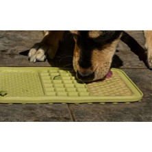 Feyza Design Büyük Boy Köpek Yalama Matı, Oyalama ve Yavaş Yeme Için 18X29 cm